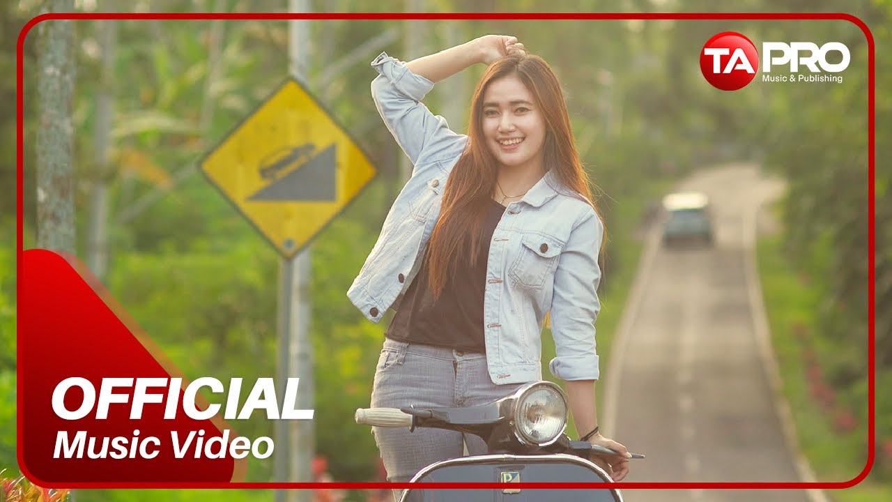 Dara Ayu – Ditinggal Pas Sayang-Sayange (Official Music Video)