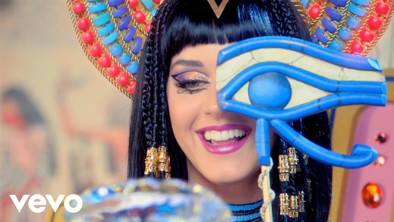 Katy Perry feat. Juicy J – Dark Horse (Official Music Video)