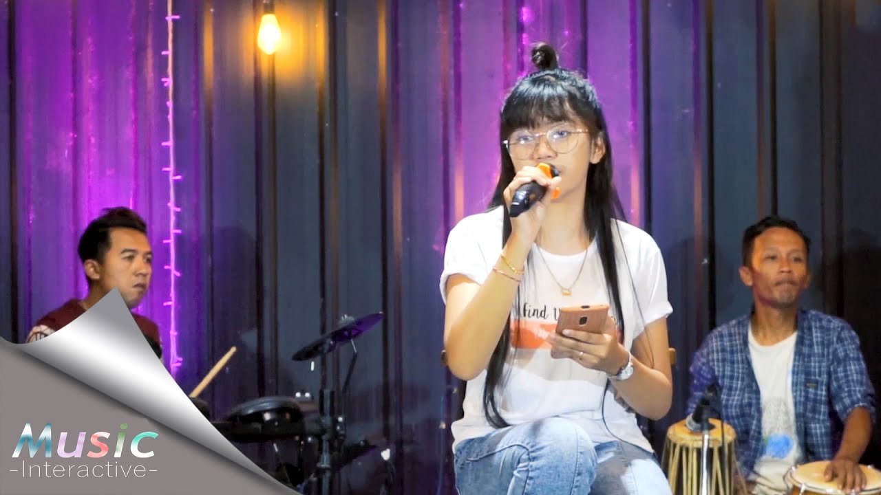 Esa Risty – Angin Wengi (Official Music Live) Semilir Angen Wengi Tulung Sampekno Kangenku