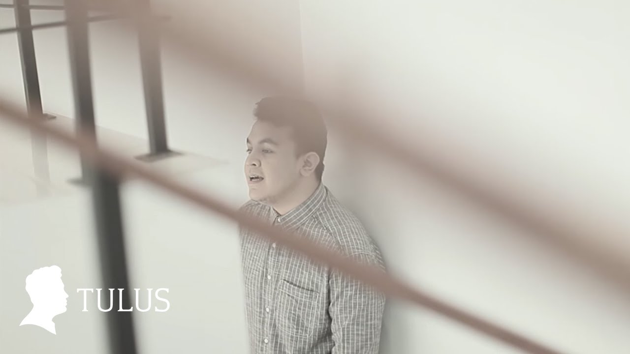 TULUS – Sewindu (Official Music Video)
