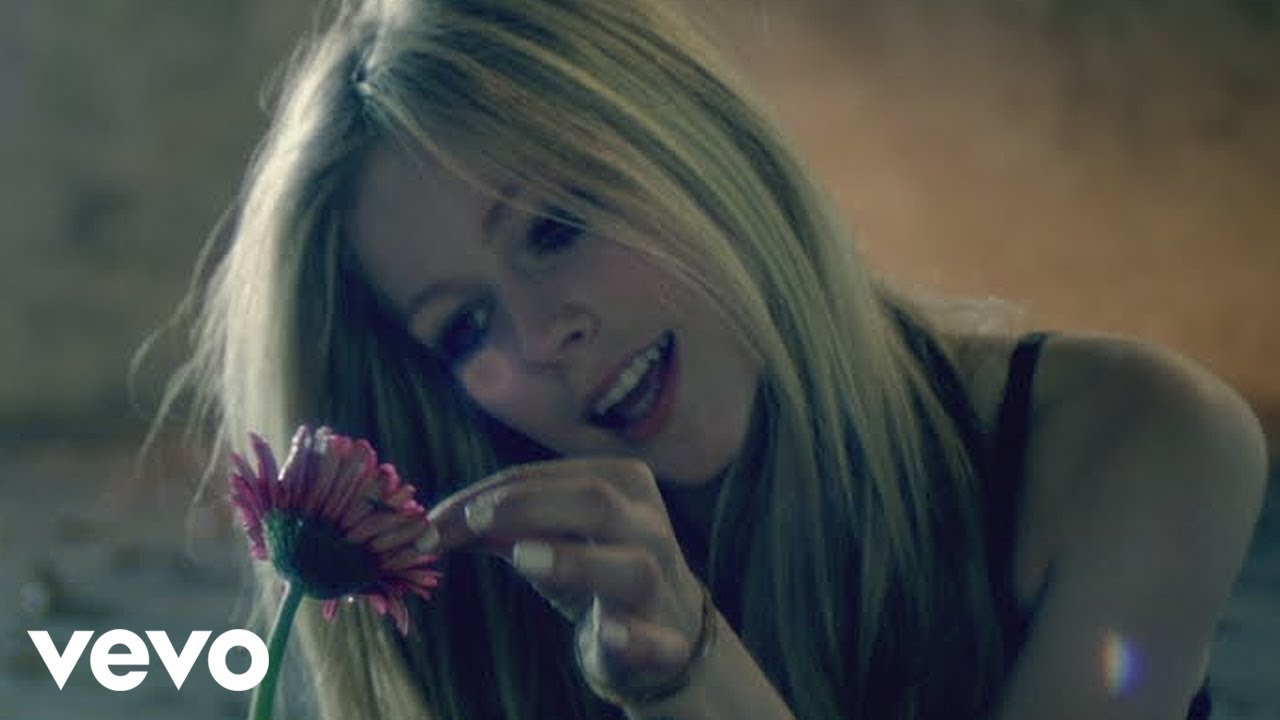 Avril Lavigne – Wish You Were Here (Official Music Video)