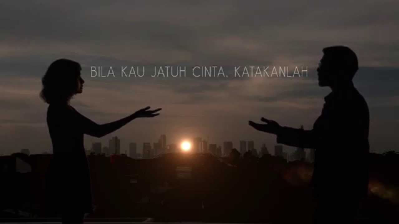 HIVI! – Siapkah Kau ‘Tuk Jatuh Cinta Lagi (Official Lyric Video)
