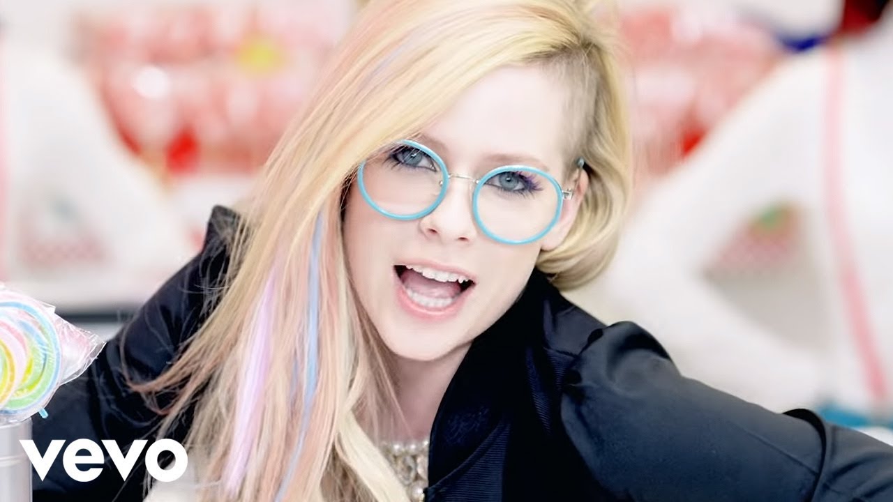 Avril Lavigne – Hello Kitty (Official Music Video)