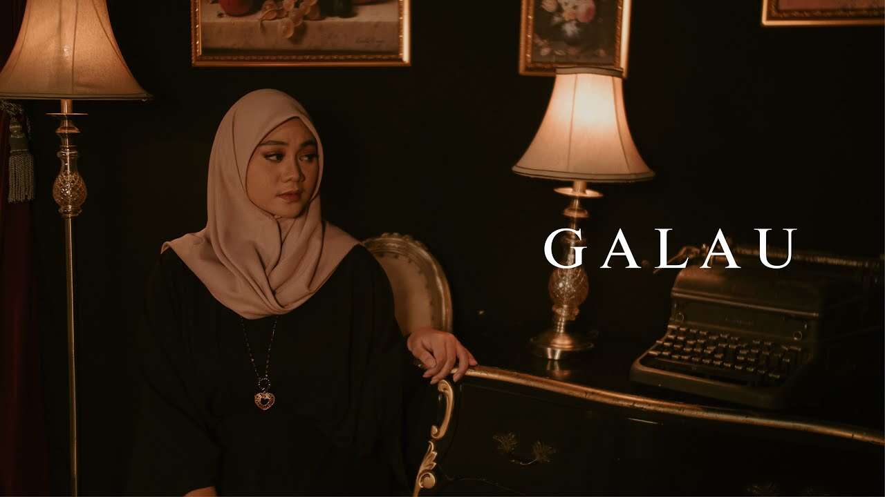 Fadhilah Intan – Galau (Official Music Video Youtube)