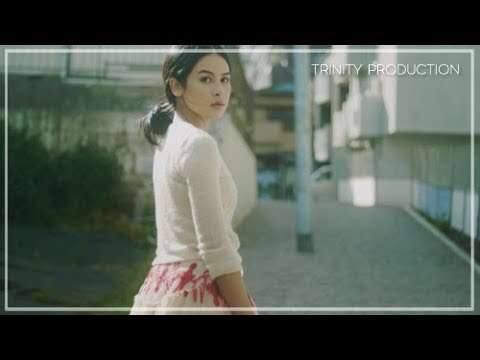 Maudy Ayunda – Aku Sedang Mencintaimu (Official Music Video Youtube)