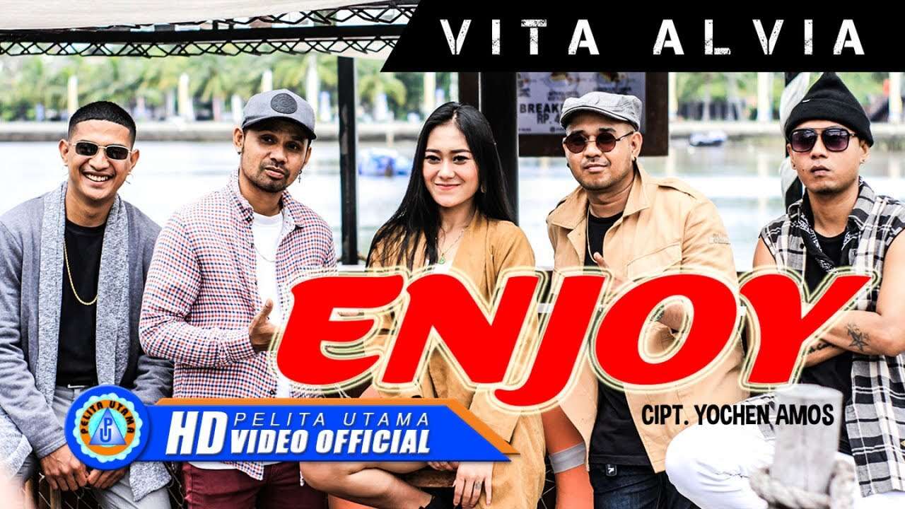 Vita Alvia – Enjoy (Official Music Video Youtube)