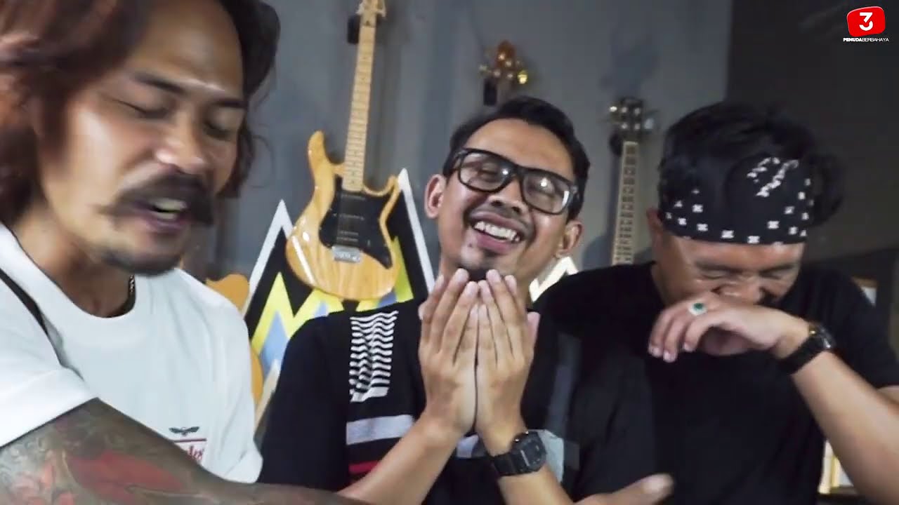 Abiel Jatnika | Willy Preman Pensiun 4 Feat 3 Pemuda Berbahaya  – Kapalang Nyaah – Cover  (Official Music Video Youtube)