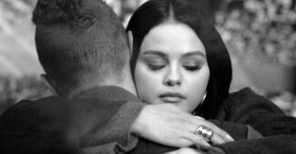 Coldplay X Selena Gomez – Let Somebody Go (Official Music Video Youtube)