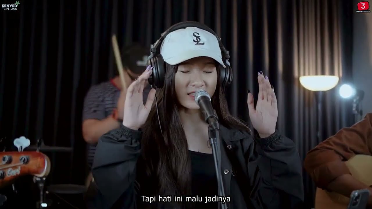Sallsa Bintan Cover  | Anak Sekolah – Chrisye (Official Music Video Youtube)